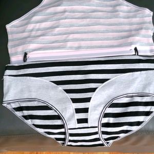 2 pair of ladies underwear